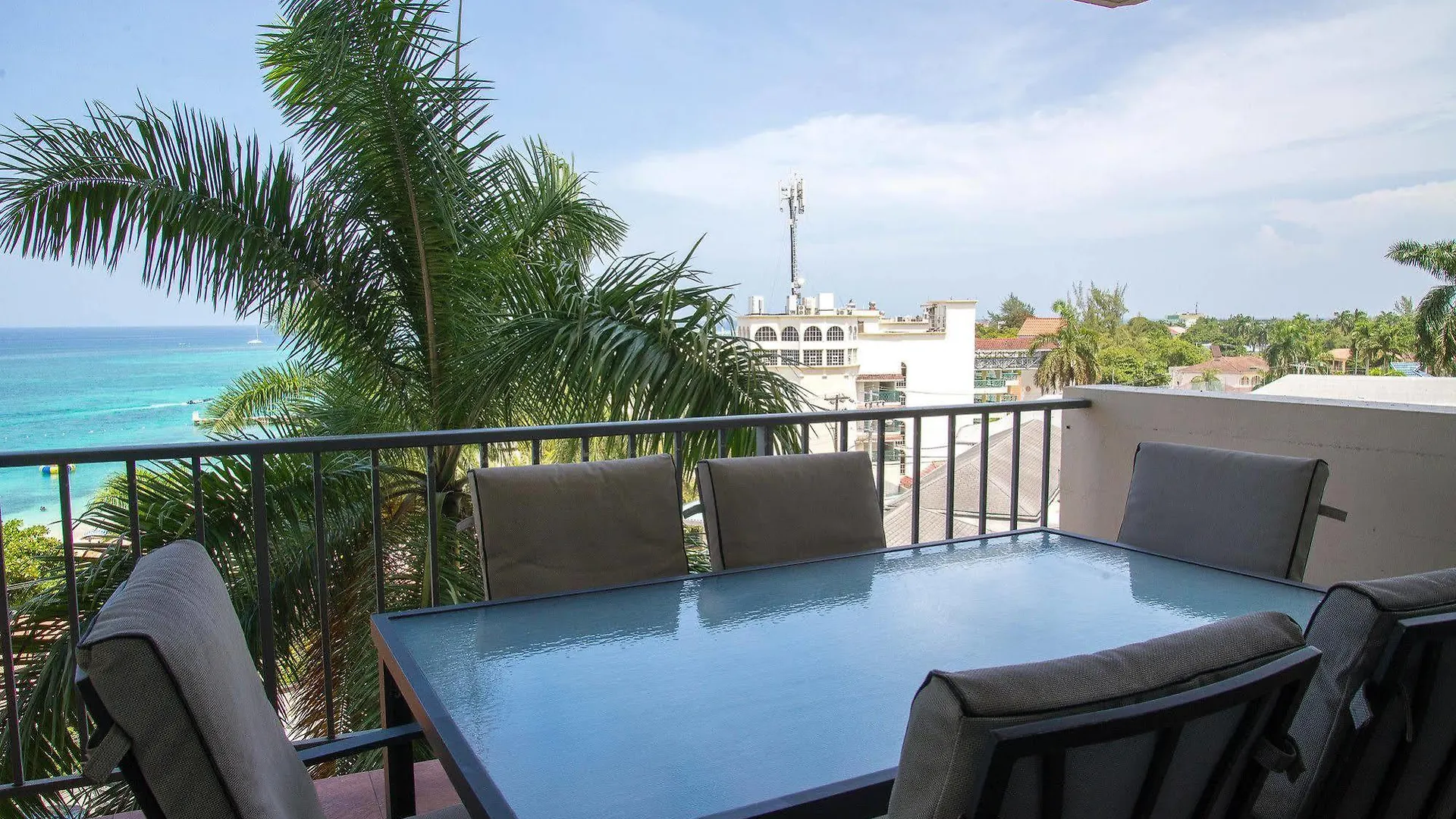 Sky Lounge Beach Studio Μοντέγκο Μπέυ 0*,